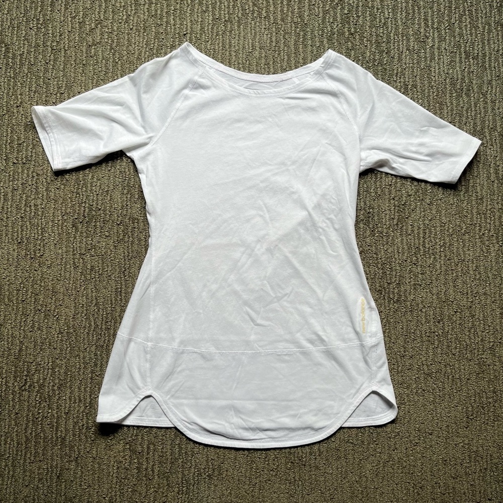 New Balance Women's Short Sleeve Active Wear Tee White, Size Small, NWOT